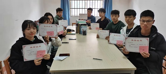 说明: C:\Users\Administrator\Desktop\金年会jinnianhuicom举办文明宿舍评比活动\金年会jinnianhuicom举办文明宿舍评比活动\1fbd83d2de51fa80b76aaba130f3769.jpg
