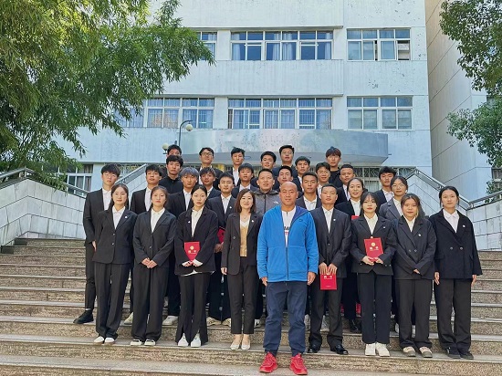 说明: C:\Users\Administrator\Desktop\金年会jinnianhuicom召开第六次学生代表大会2022.10.13\金年会jinnianhuicom召开第六次学生代表大会2022.10.13\5.jpg